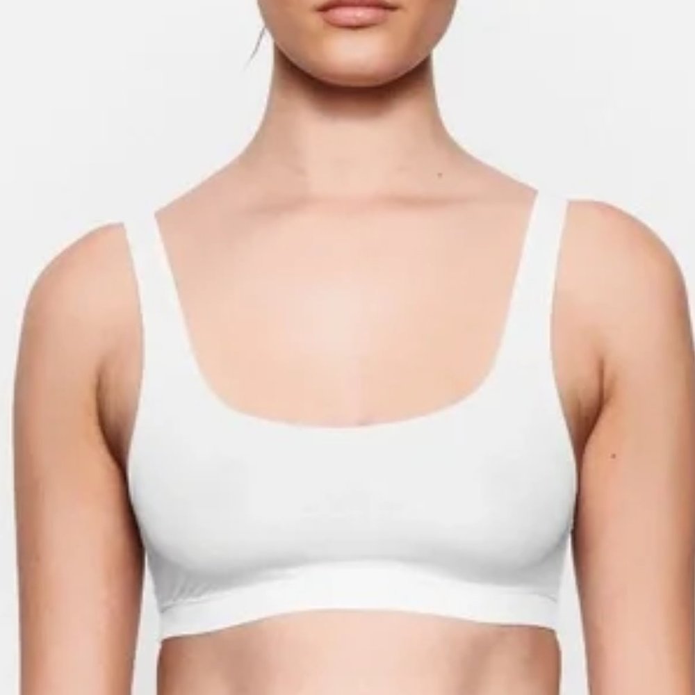 SKIMS JELLY SHEER SCOOP NECK BRALETTE